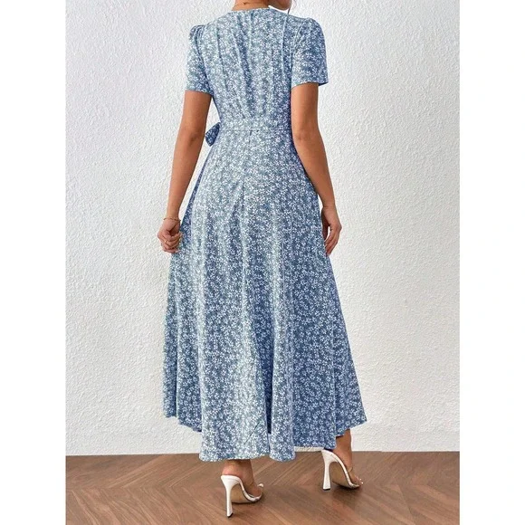 🌟 Frenchy Ditsy Floral Print Knot Side Wrap Dress - Picture 7 of 11